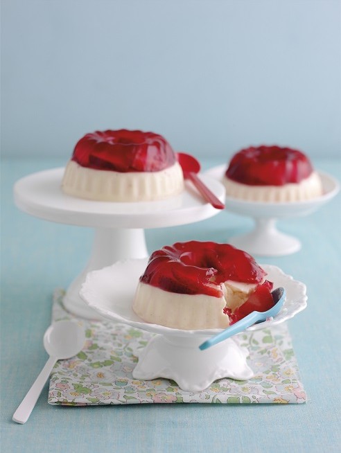 Tiered strawberry jelly and custard