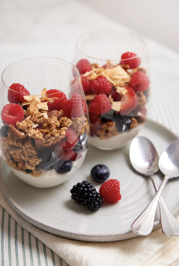 Berry Granola And Yoghurt Breakfast Pots Love Fresh Berries